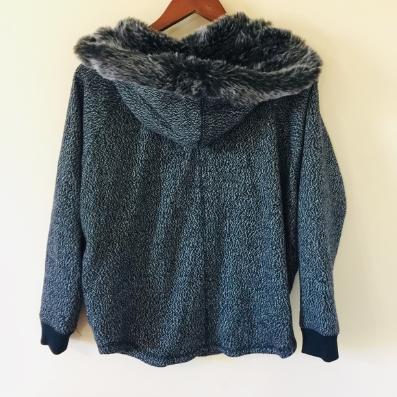 DKNY Grey Thick Fur Hooded Zip Jacket | S - Picture 6 of 8